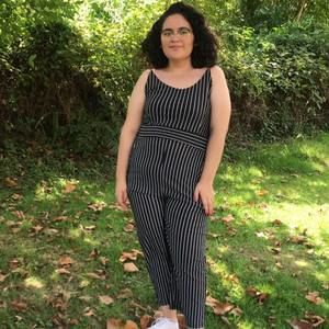 Meet your Posher, Esmeralda